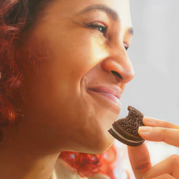 Oreo Ciastka kakaowe z nadzieniem o smaku waniliowym 264 g (24 sztuki)