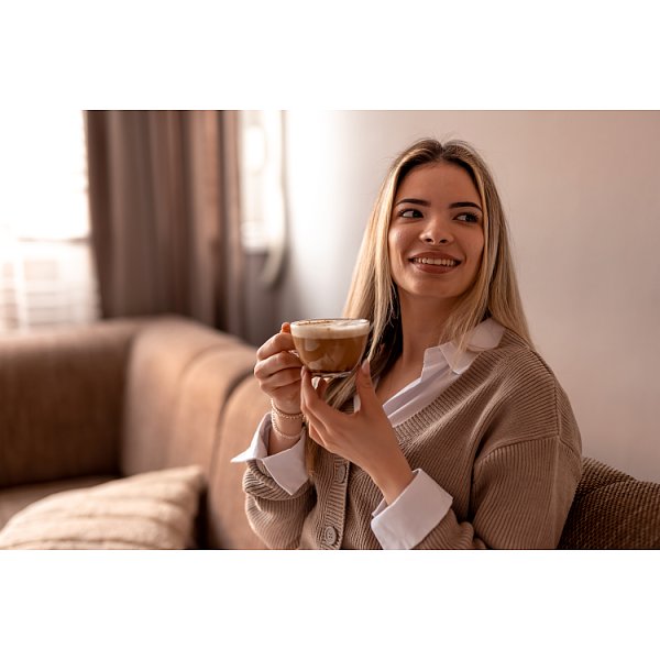 Nescafé Dolce Gusto Flat White Pełne mleko w proszku z kawą i cukrem 187,2 g (16 x 11,7 g)