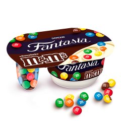 Fantasia Jogurt o smaku waniliowym z drażetkami M&M's 120 g