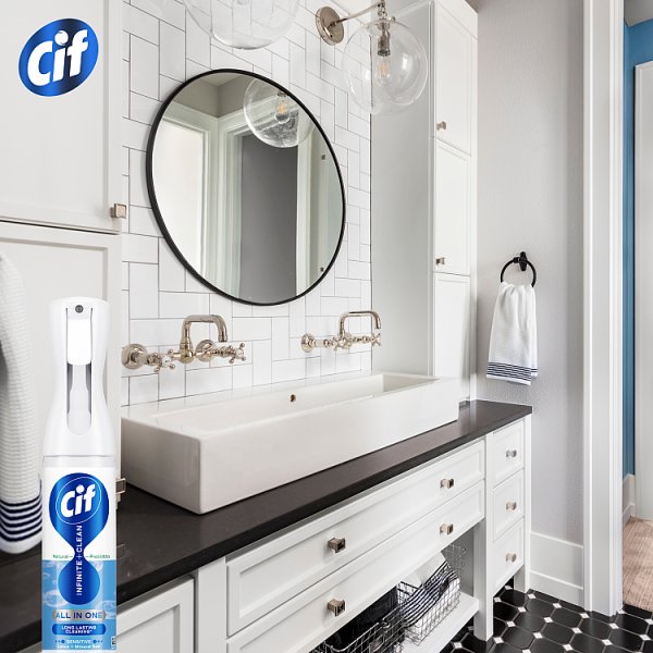 Cif Infinite Clean Lotus &amp; Mineral Salt Spray z naturalnymi probiotykami 280 ml