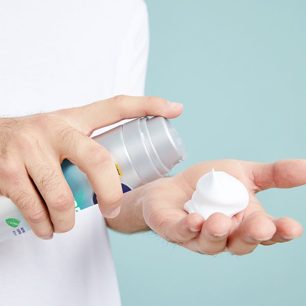 Nivea MEN Fresh Kick Pianka DO Golenia 200 ml