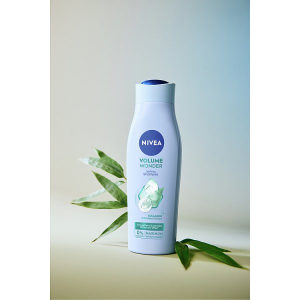 Nivea Volume Strength Szampon pielęgnujący do włosów 400 ml