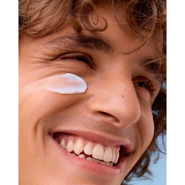 Nivea MEN Sensitive Łagodzący Krem nawilżający do twarzy dla mężczyzn 75 ml