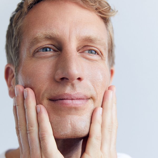 Nivea MEN Sensitive Łagodzący krem do golenia 100 ml