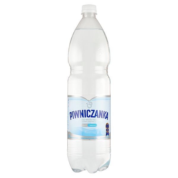 Woda ngaz piwniczanka mineralna 1,5l doliczana jest kaucja 50 gr 