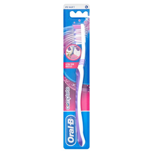 Oral-B Complete Ultra Thin Bristles Manualna szczoteczka do zębów soft 40