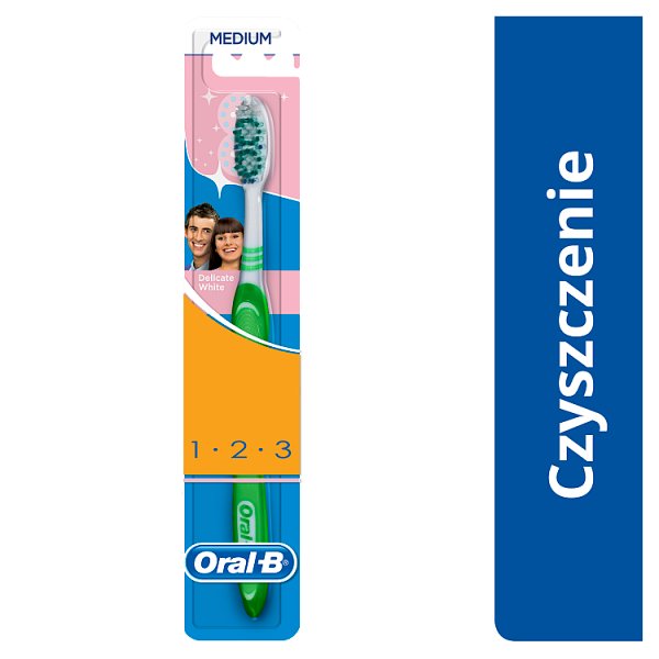 Oral-B 3 Effect Manualna szczoteczka do zębów, średnia