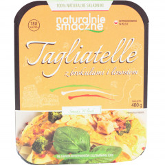 Danie naturalnie smaczne tagliatelle z łososiem i brokułami 