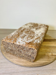 Chleb swojski z ziarnami typ 2000 