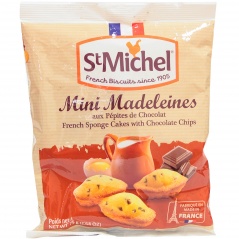 Mini babeczki Madeleines z kawałkami czekolady 