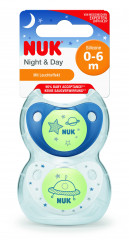 Smoczek uspokajający 0-6 mies. (silikon) Trendline Night&DAY bez uchwytu świecący 2 szt