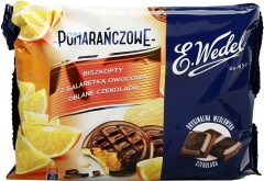 Biszkopty z galaretką pomarańczową oblane czek. 