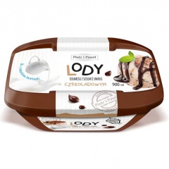 Lody tiramisu z sosem o smaku czekoladowym 