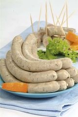 Kiełbasa biała parzona delikatesowa parzona 