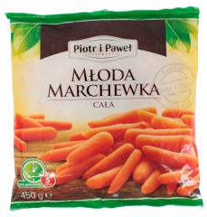 Młoda marchewka cała Piotr i Paweł