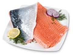 Łosoś filet trybowany ze skórą świeży 