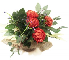 Stroik chryzantema w jucie 