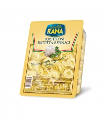 Tortellini z serem ricotta i szpinakiem 