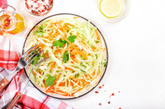 Surówka wiosenna + koszt opak. 0,31 zł 