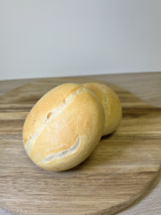 Bułka Kaśka pszenna sznytka 