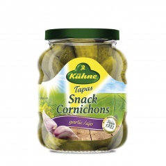 Korniszony tapas z czosnkiem kuhne 