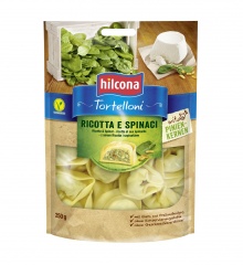 Tortelloni z serem ricotta i szpinakiem i orzechami pini 