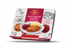 Kotlet mielony z ziemniakami i buraczkami 