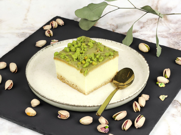 Sernik pistacjowy kg 